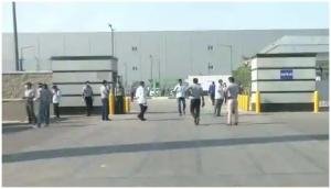 Coronavirus Lockdown: Work resumes in Noida's Samsung mobile factory