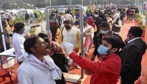 India reports 1,41,986 new COVID-19 cases in last 24 hrs, Omicron tally reaches 3,071