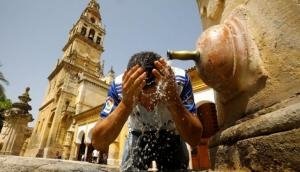 Over 1,000 killed in Spain's heatwave; temperature tops 40 degrees Celsius